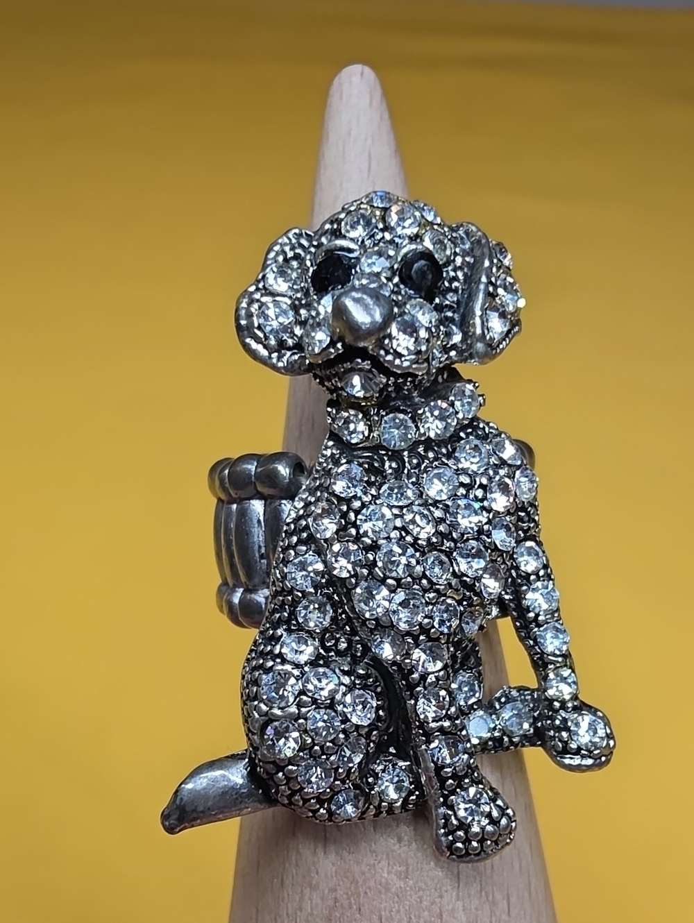 Vintage Crystal Silver-Tone Dog Stretch Ring ▪︎ Fun Novelty or Costume Jewelry!